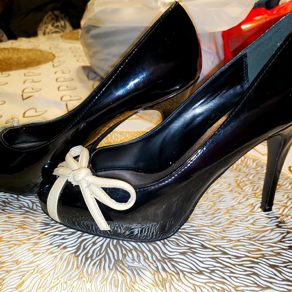 Black High heels